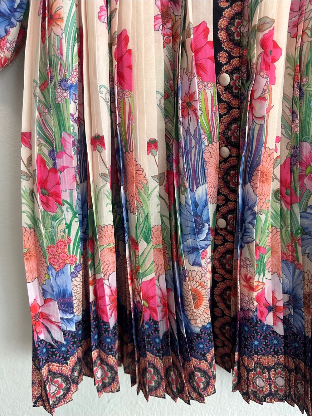Boho Floral Pleated Midi Dress in Blush Pink - Picture 8 of 11